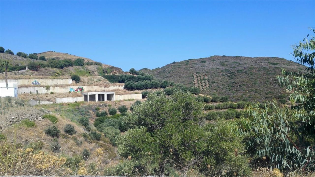 Земля в Ираклионе, Греция, 4 744 м² - фото 6