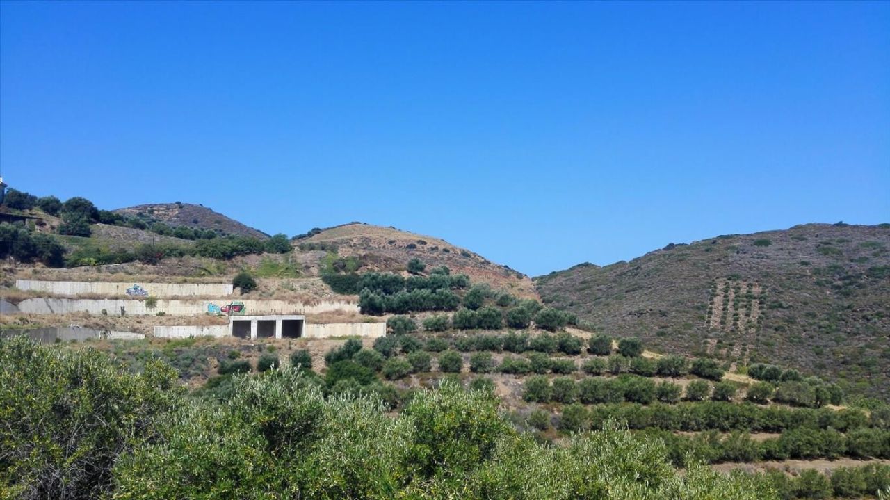 Земля в Ираклионе, Греция, 4 744 м² - фото 7