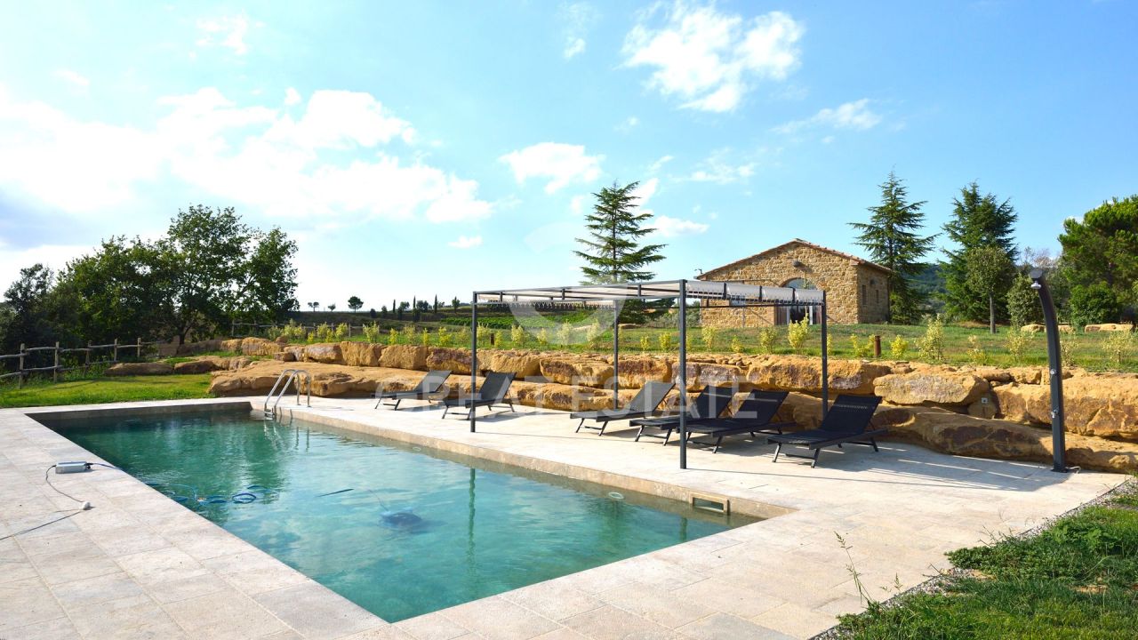 Дом в Торрита-ди-Сьене, Италия, 359 м² - фото 2