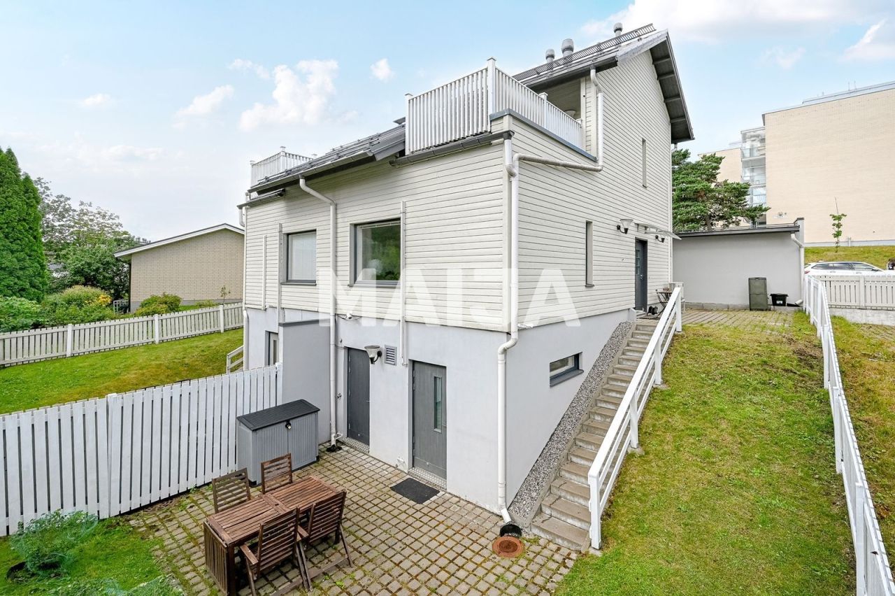 Дом в Хельсинки, Финляндия, 72 м² - фото 1