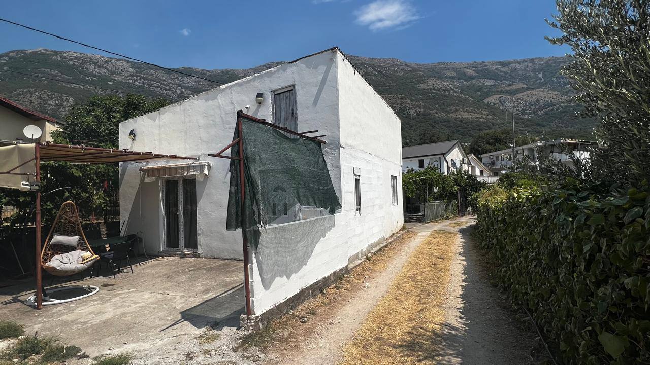 Дом в Сутоморе, Черногория, 48 м² - фото 1