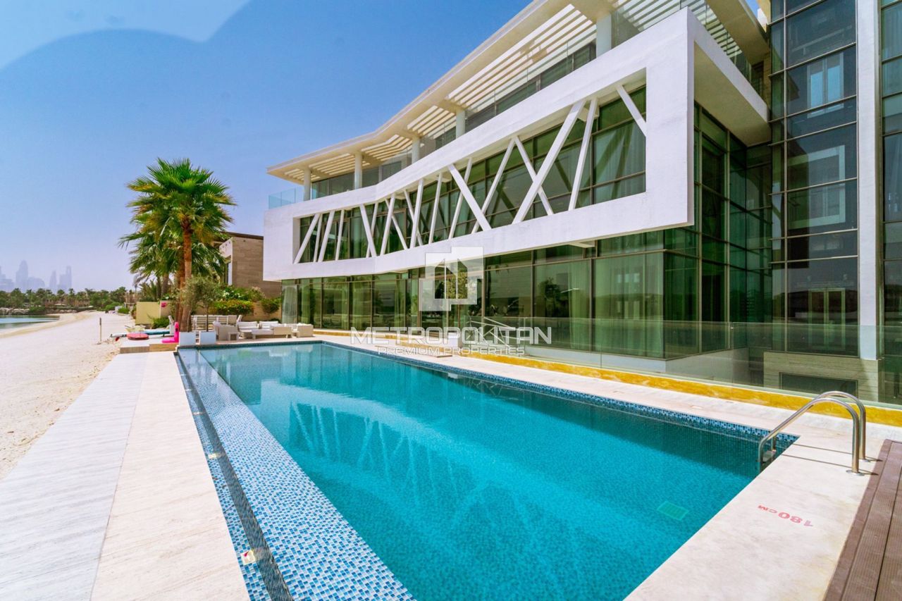 Вилла в Дубае, ОАЭ, 1 552 м² - фото 2