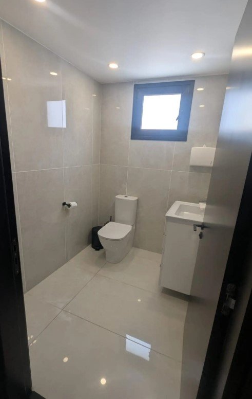 Офис в Агиос Георгиосе, Кипр - фото 2