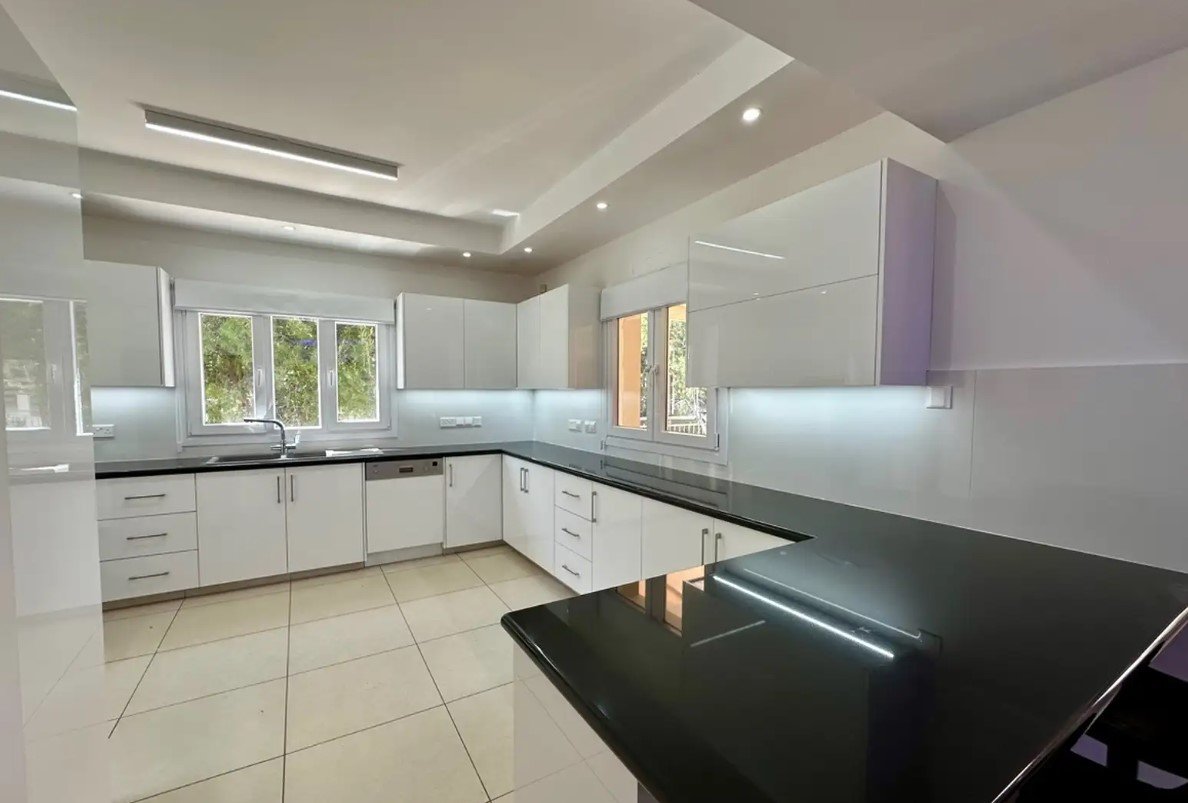 Дом в Агиос Тихоне, Кипр - фото 7