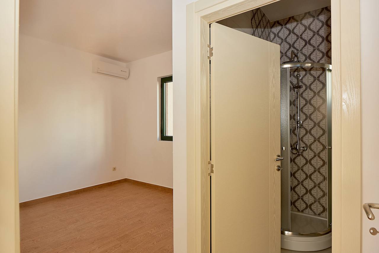 Квартира в Бечичи, Черногория, 85 м² - фото 11