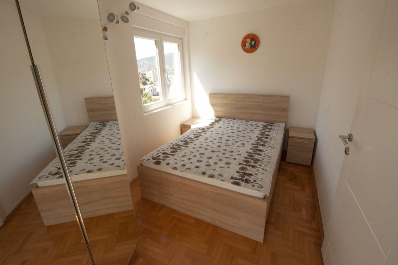 Квартира в Херцег-Нови, Черногория, 112 м² - фото 11