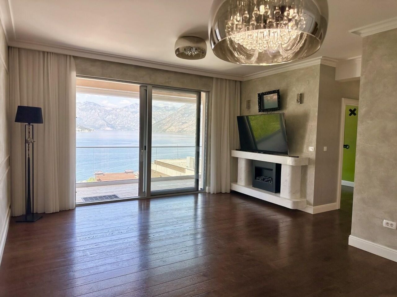 Квартира в Доброте, Черногория, 93 м² - фото 12