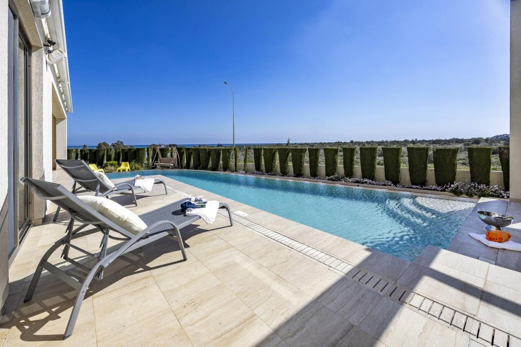 Квартира в Фамагусте, Кипр, 335 м² - фото 7