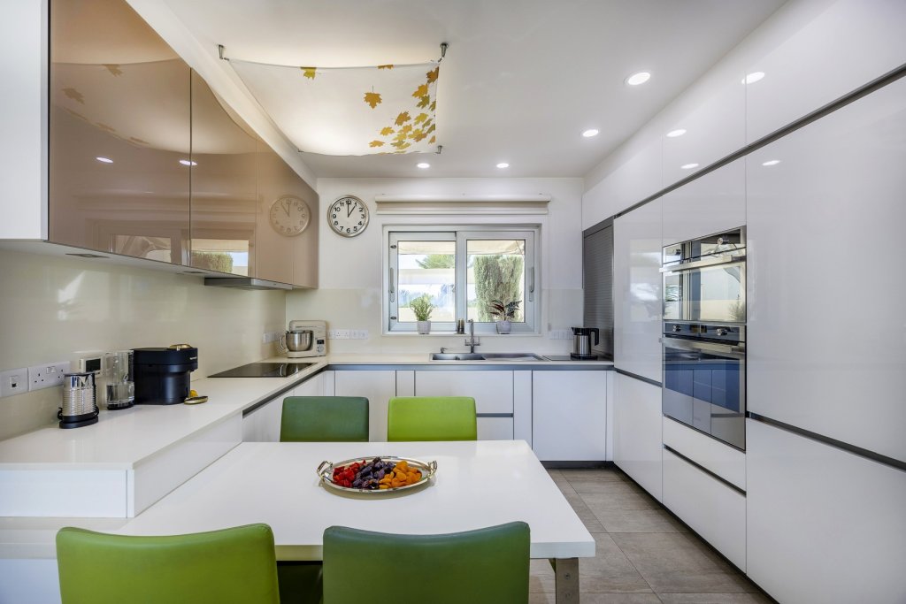 Квартира в Фамагусте, Кипр, 335 м² - фото 8