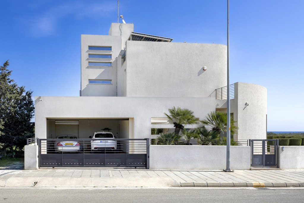 Квартира в Фамагусте, Кипр, 335 м² - фото 11