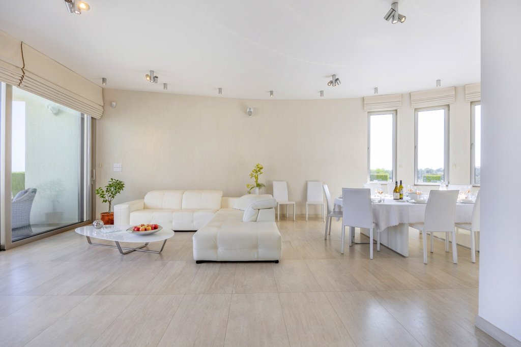 Квартира в Фамагусте, Кипр, 335 м² - фото 13