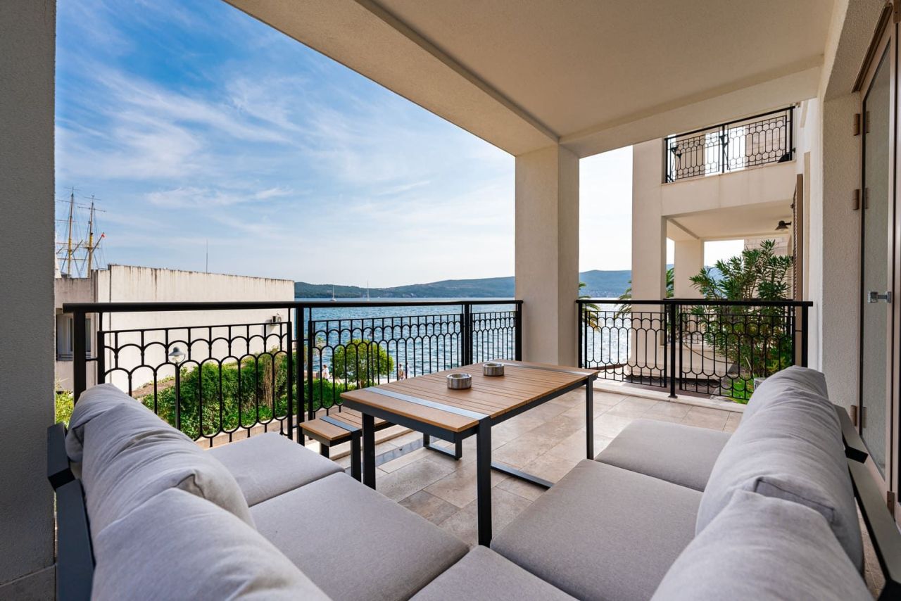 Апартаменты в Тивате, Черногория, 107 м² - фото 4