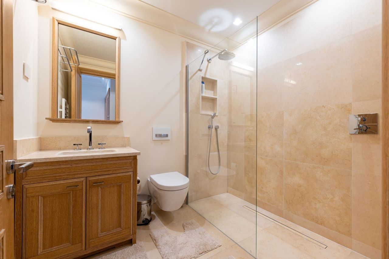 Апартаменты в Тивате, Черногория, 107 м² - фото 10