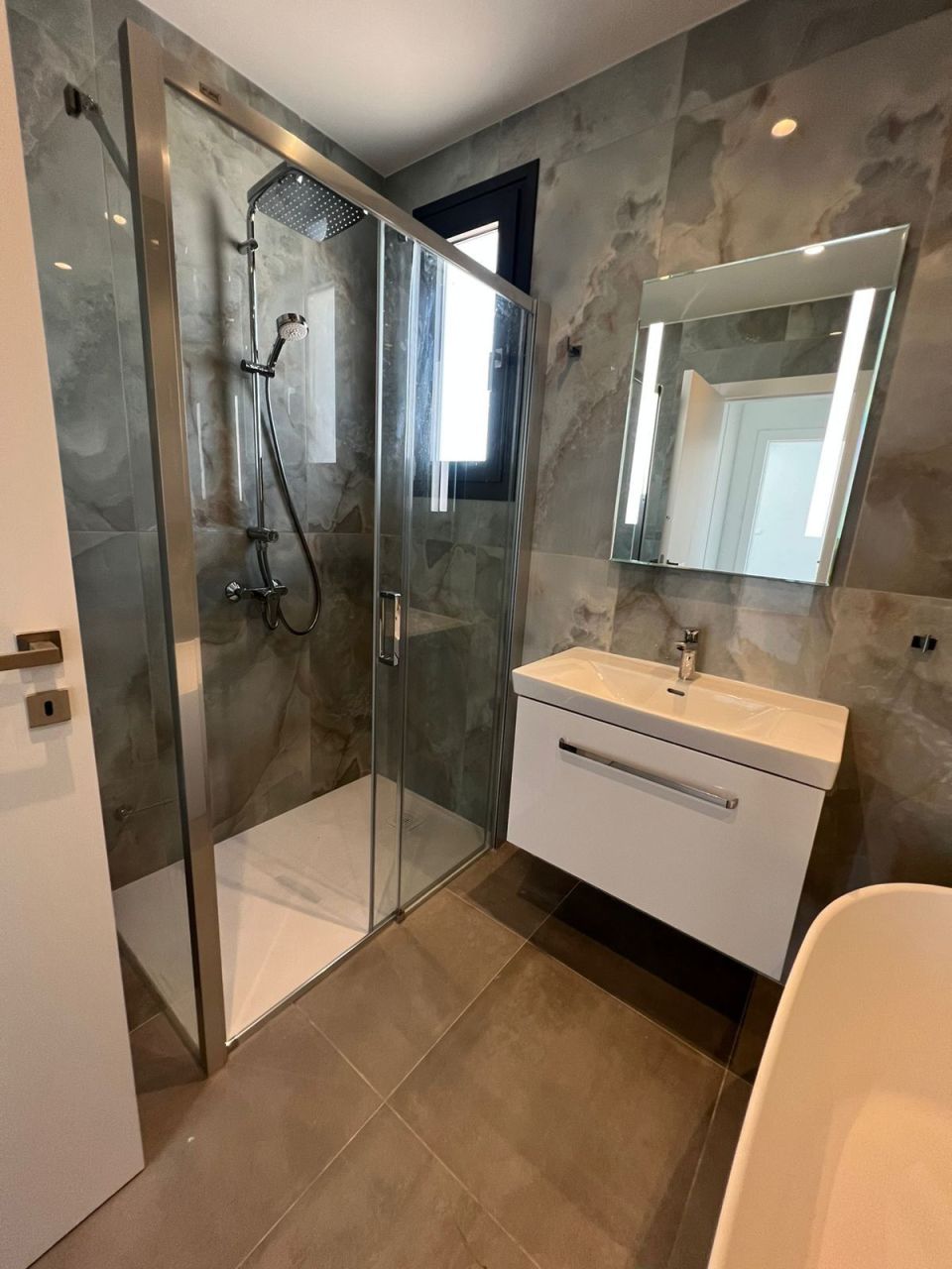 Дом в Айос-Атанасиосе, Кипр, 200 м² - фото 17