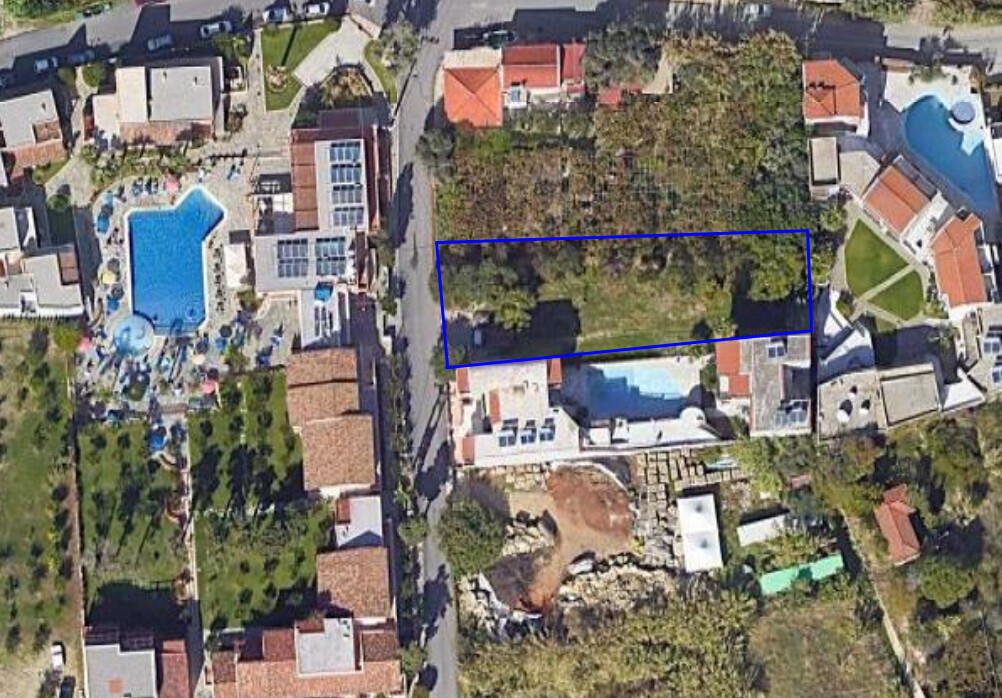 Земля в Ираклионе, Греция, 725 м² - фото 1