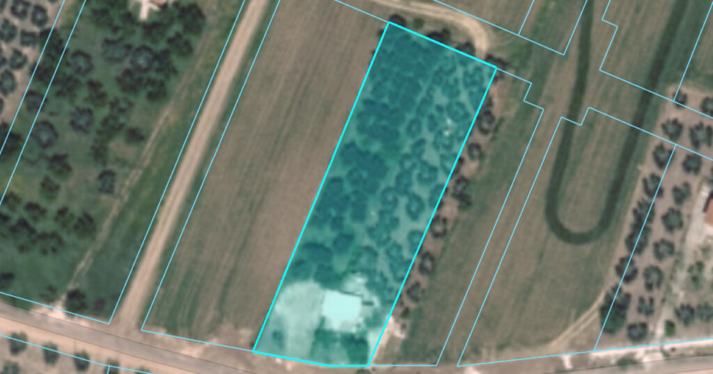 Земля в Ситонии, Греция, 2 084 м² - фото 1
