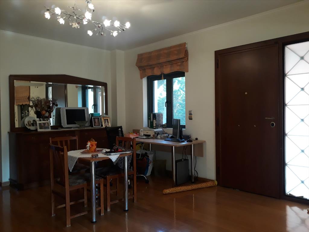 Дом в Афинах, Греция, 350 м² - фото 1