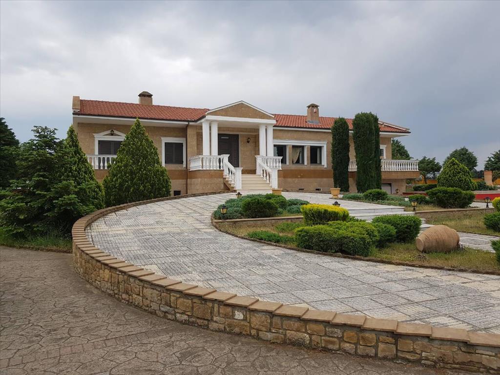 Дом в Салониках, Греция, 400 м² - фото 1