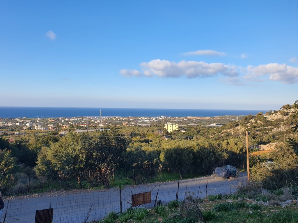Земля в Ираклионе, Греция, 4 300 м² - фото 1