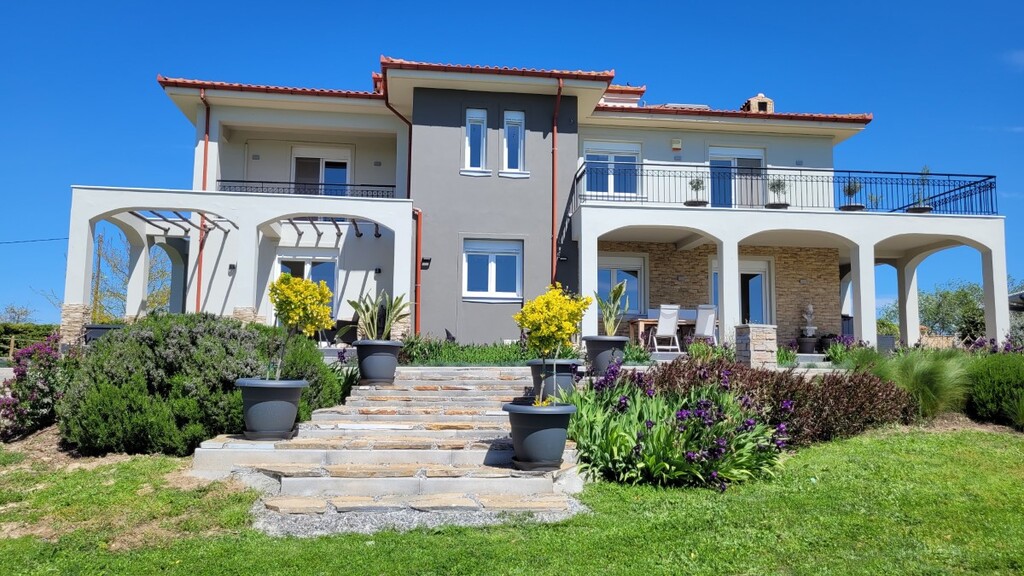 Вилла в Салониках, Греция, 330 м² - фото 1