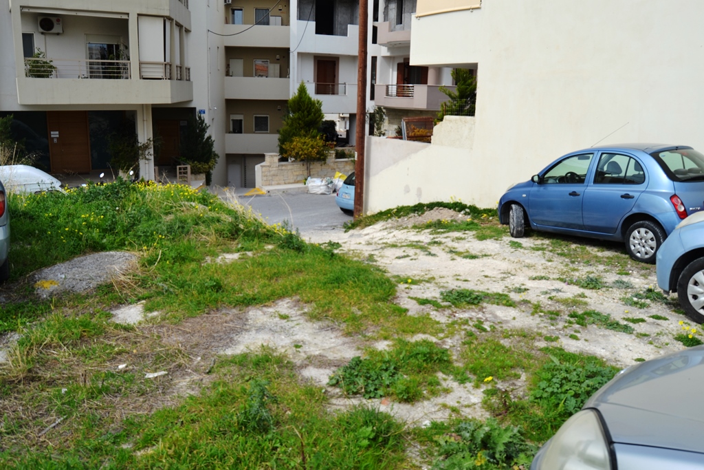 Земля в Ираклионе, Греция, 340 м² - фото 1