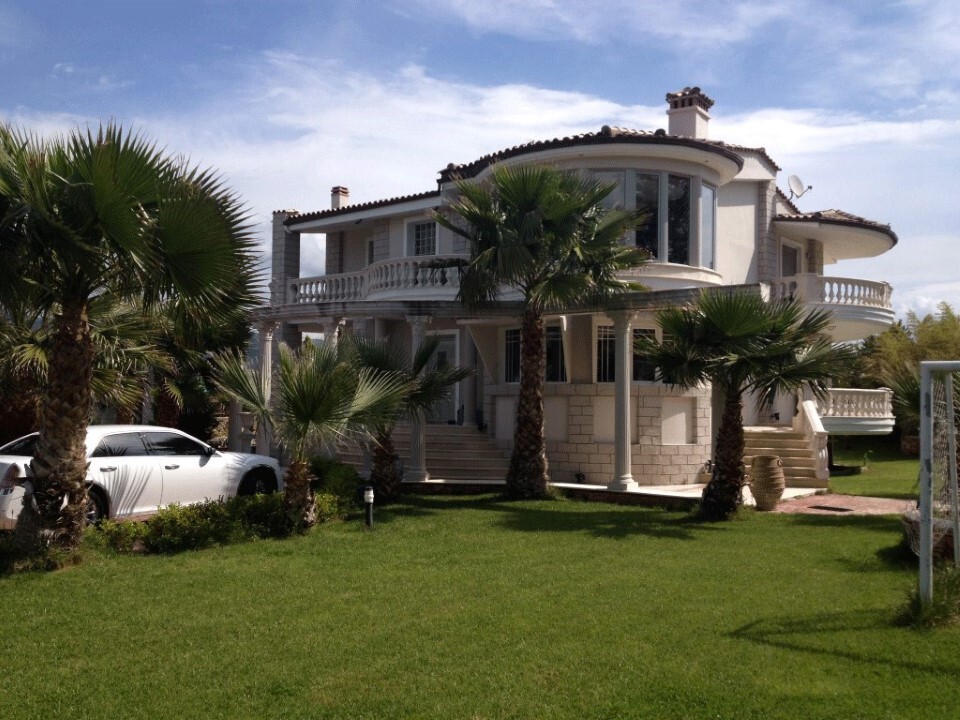 Вилла в Салониках, Греция, 450 м² - фото 1
