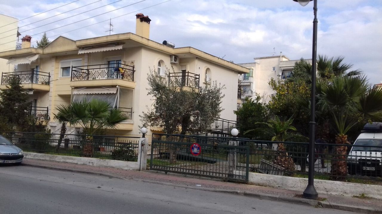 Дом в Салониках, Греция, 330 м² - фото 1