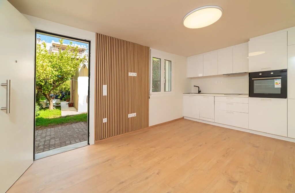 Квартира в Афинах, Греция, 40 м² - фото 1