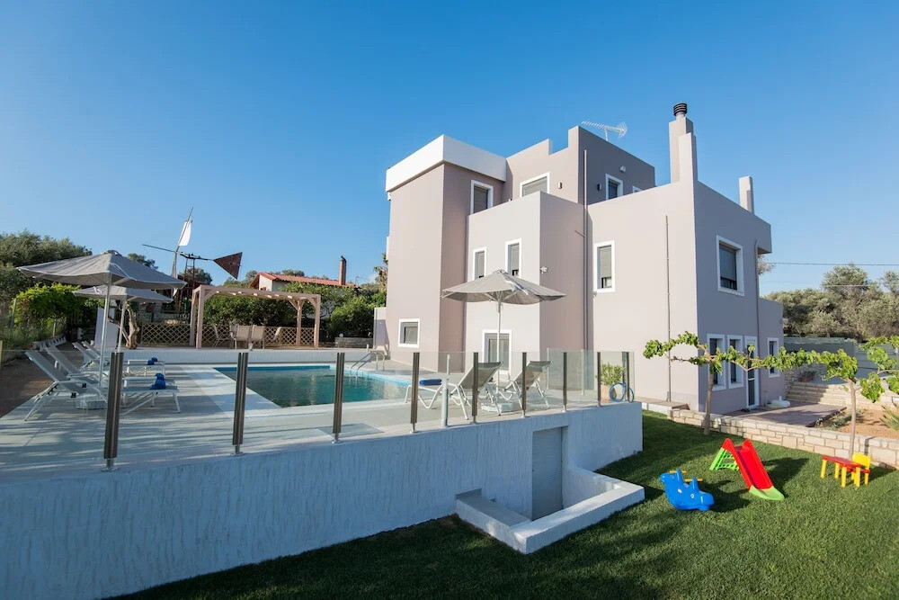 Вилла в Ираклионе, Греция, 270 м² - фото 2