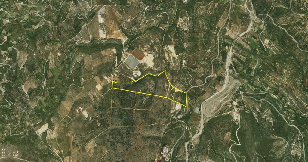 Земля в Ираклионе, Греция, 143 484 м² - фото 2