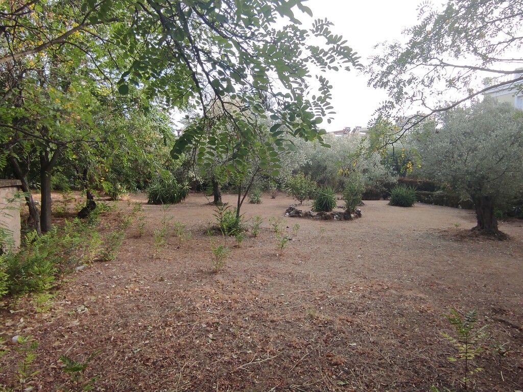 Земля в Афинах, Греция, 607 м² - фото 2