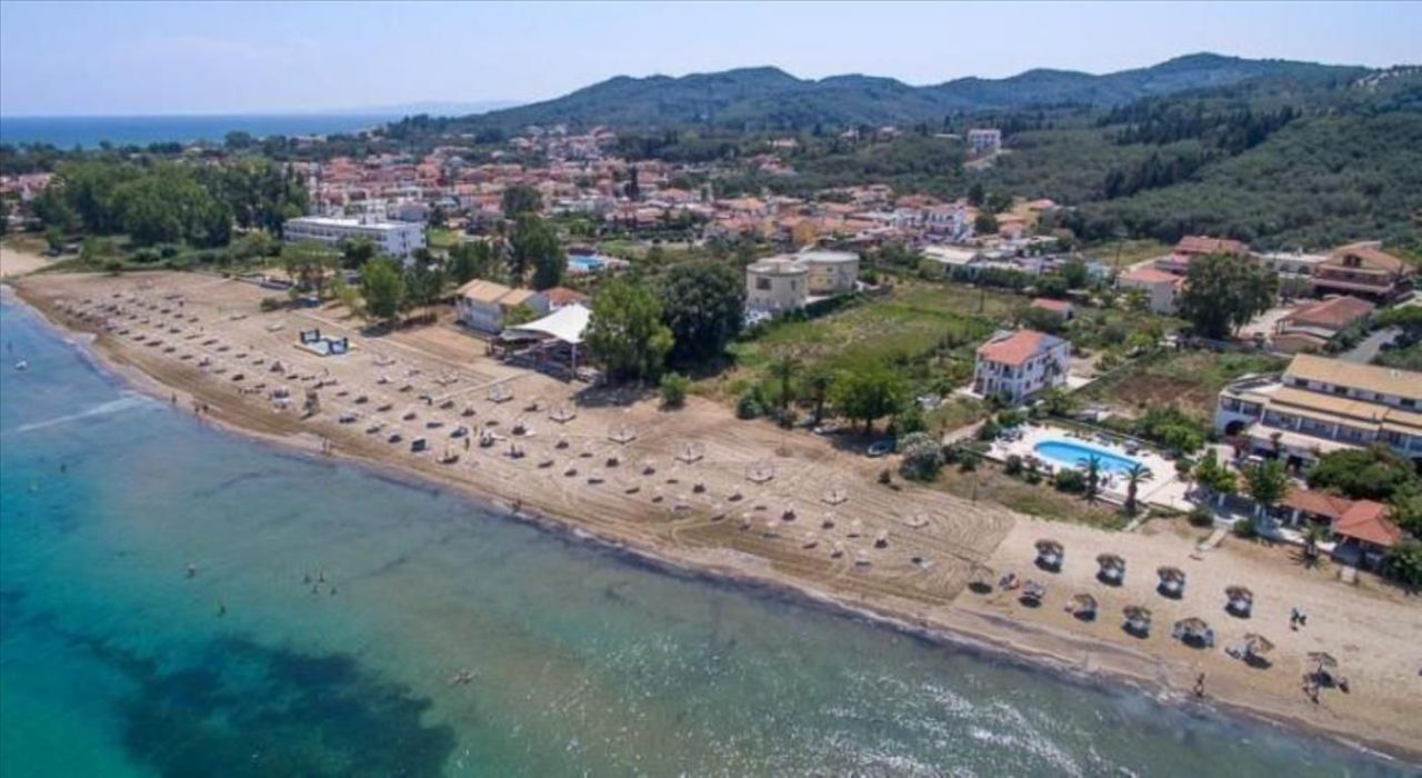 Земля на Корфу, Греция, 4 451 м² - фото 2