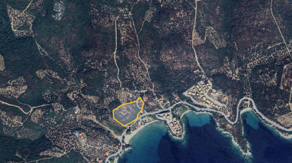 Земля на Халкидиках, Греция, 15 250 м² - фото 2