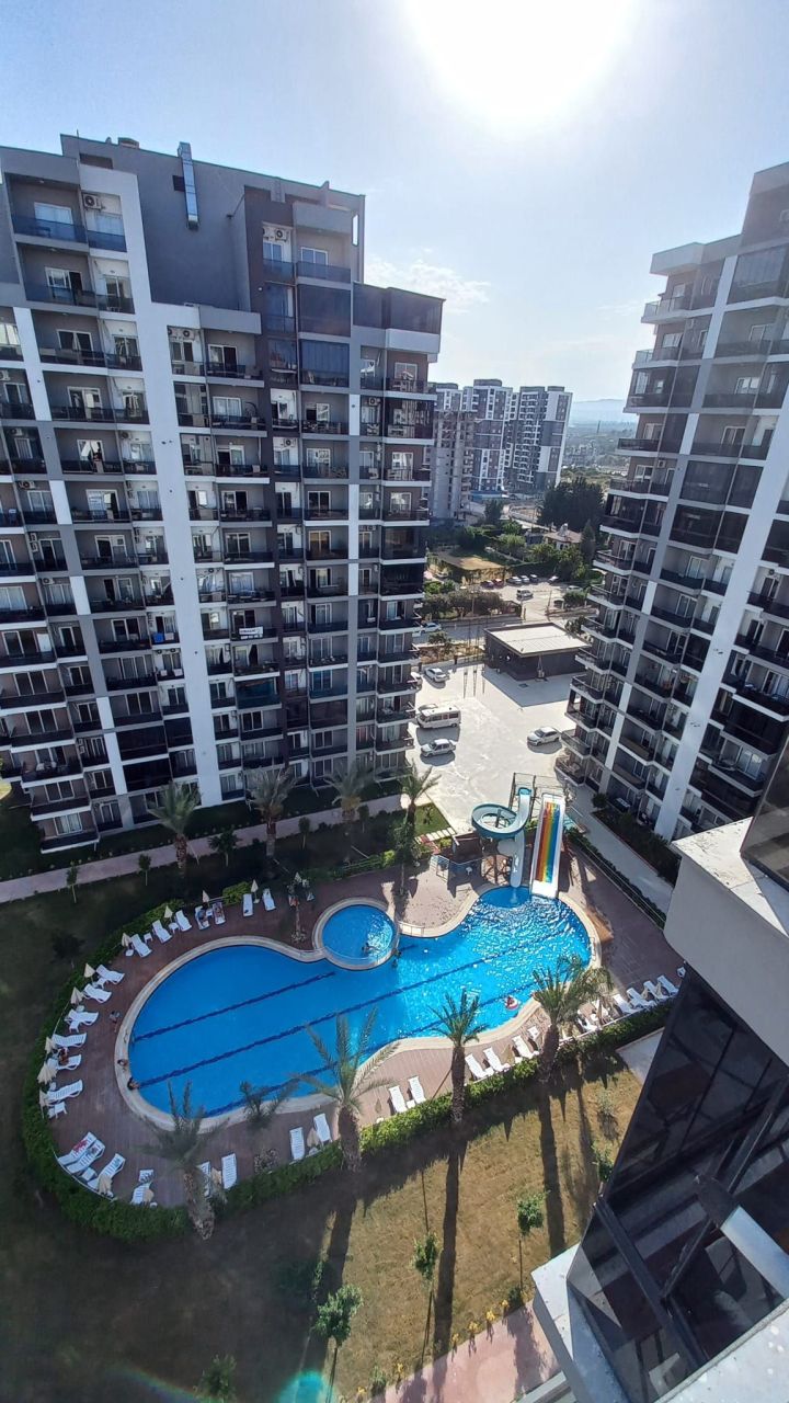 Квартира в Мерсине, Турция, 50 м² - фото 1