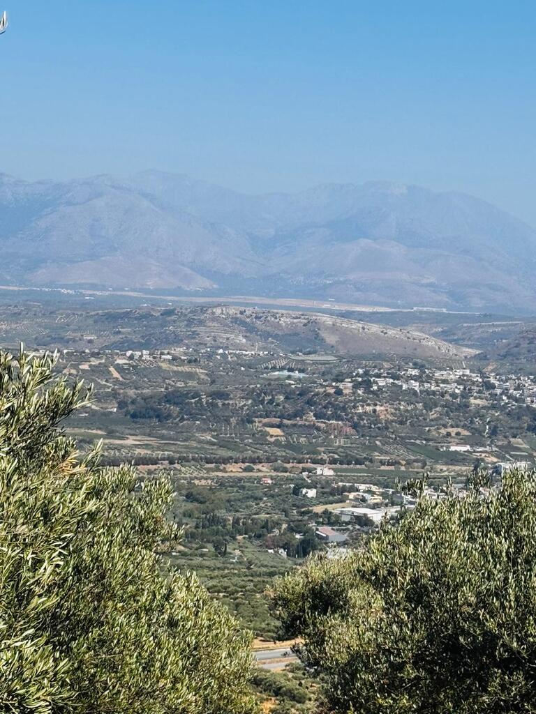 Земля в Ираклионе, Греция, 2 500 м² - фото 3