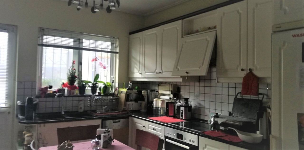 Дом в Афинах, Греция, 200 м² - фото 3