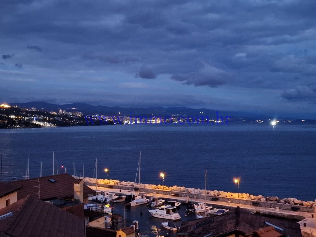 Земля в Опатии, Хорватия, 990 м² - фото 6