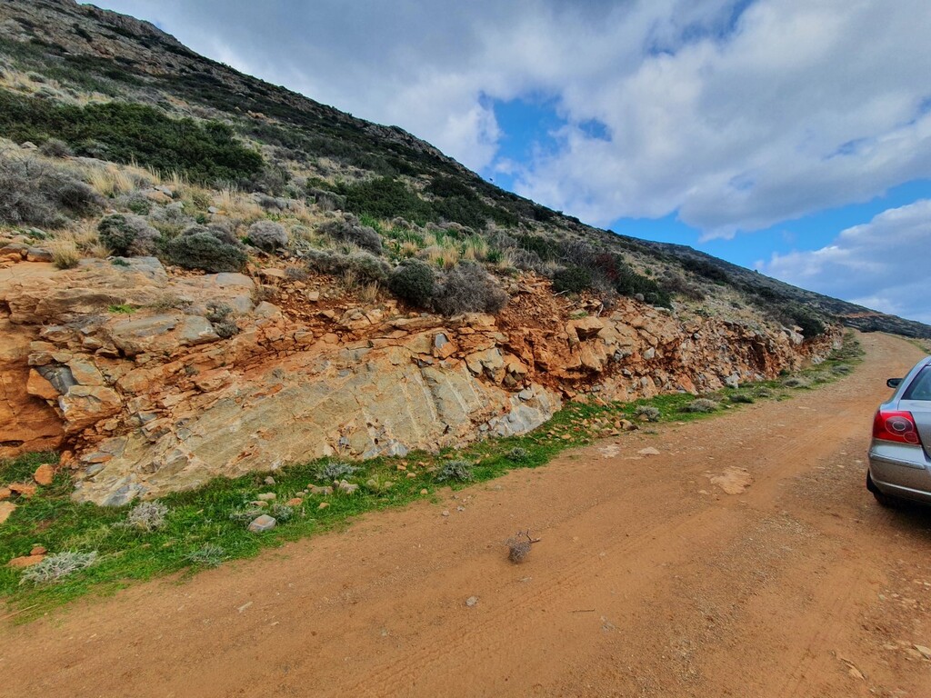 Земля в Ираклионе, Греция, 13 569 м² - фото 4