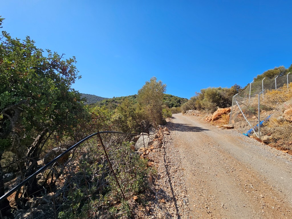 Земля в Ираклионе, Греция, 5 844 м² - фото 5