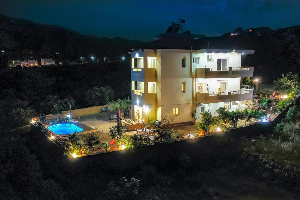 Мезонет в Ираклионе, Греция, 400 м² - фото 5