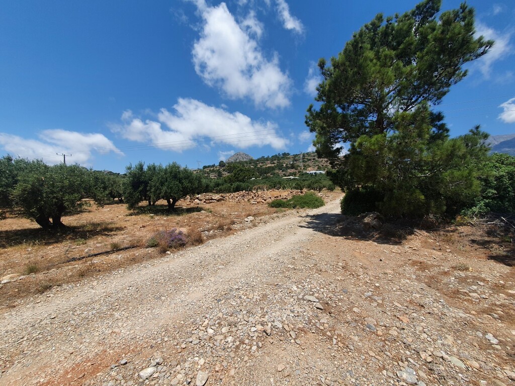 Земля в Ираклионе, Греция, 9 068 м² - фото 6