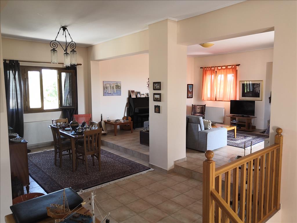 Дом в Лутраки, Греция, 376 м² - фото 8