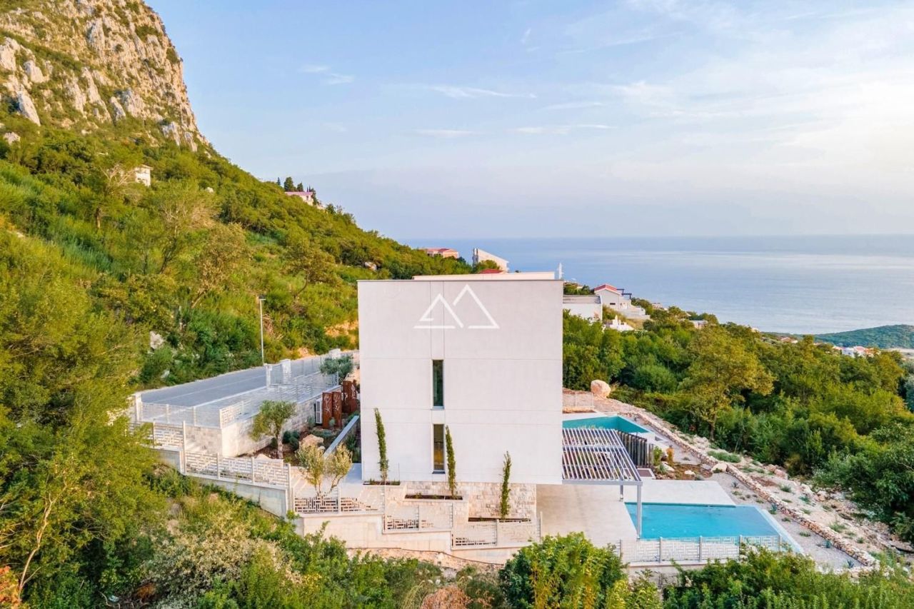 Вилла в Святом Стефане, Черногория, 227 м² - фото 18