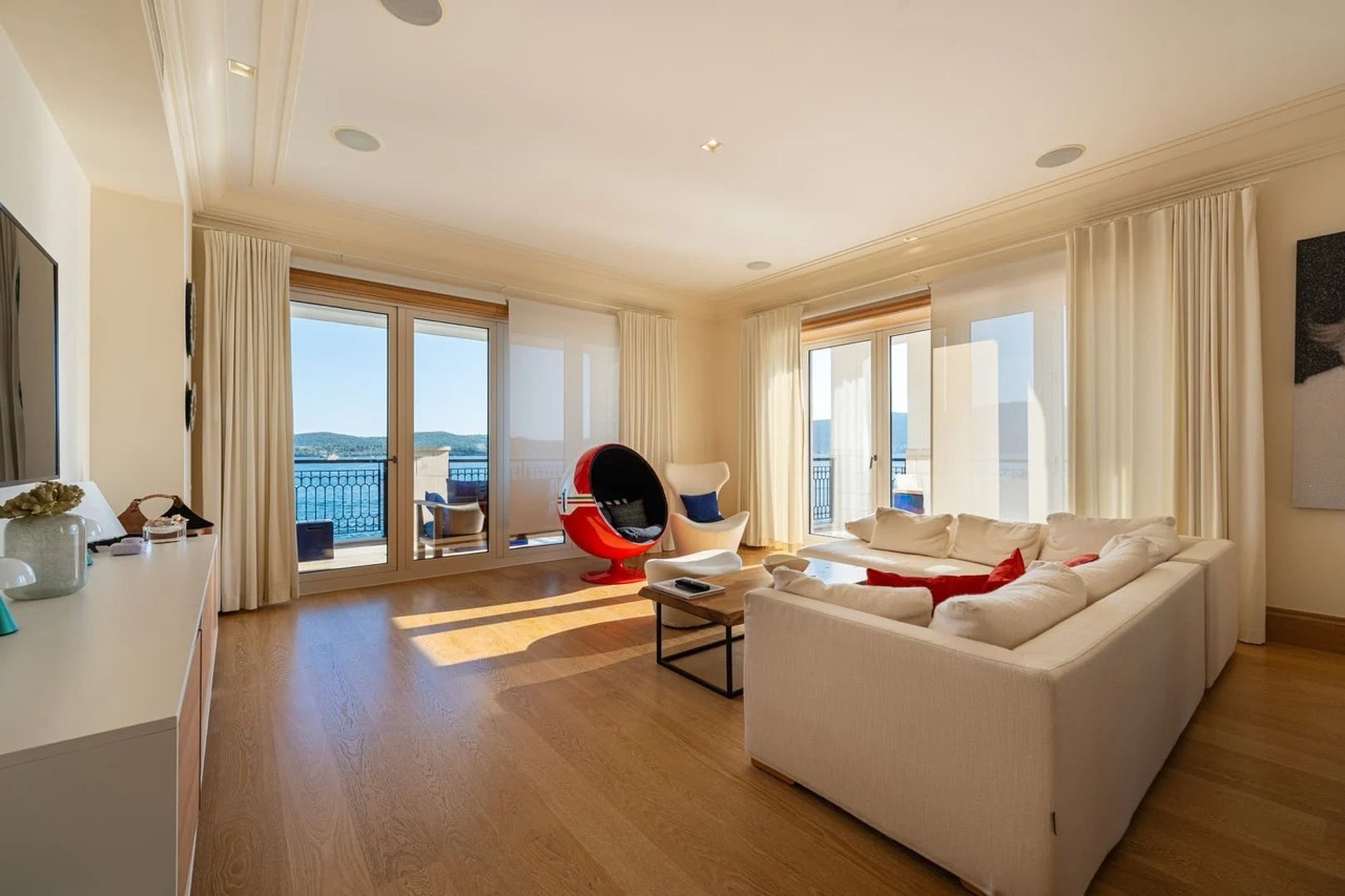 Квартира в Тивате, Черногория, 237 м² - фото 12