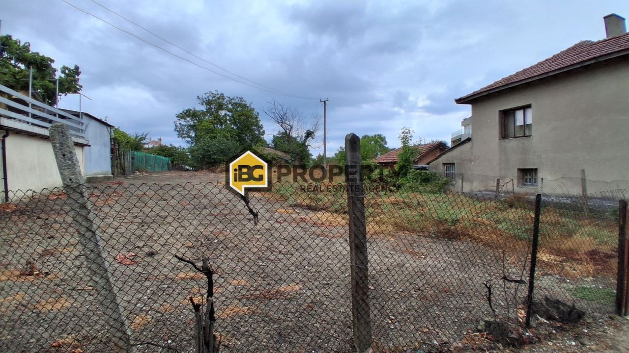 Земля в Бяле, Болгария, 1 746 м² - фото 2