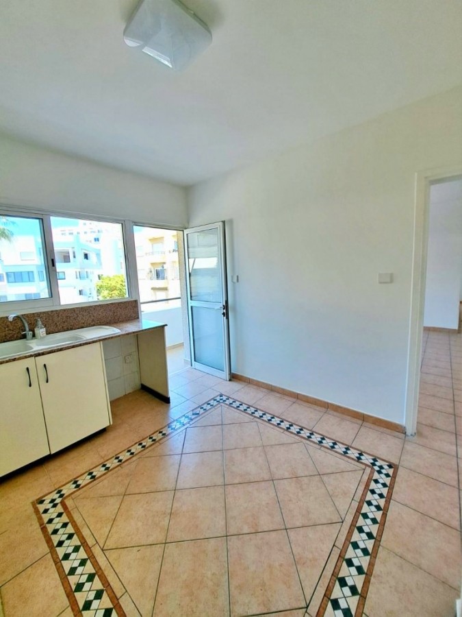 Апартаменты в Ларнаке, Кипр, 94 м² - фото 8