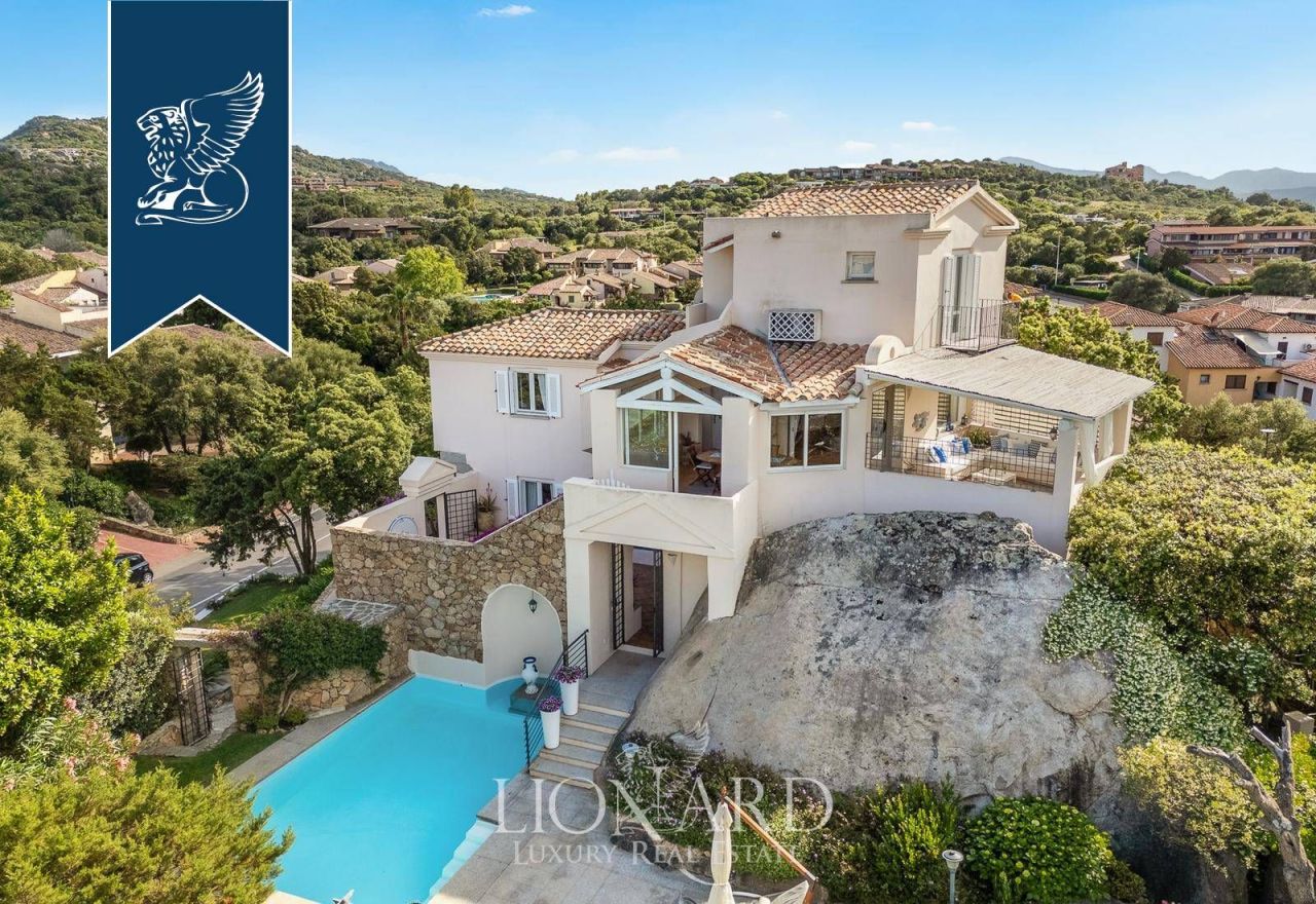 Вилла в Ольбии, Италия, 185 м² - фото 2