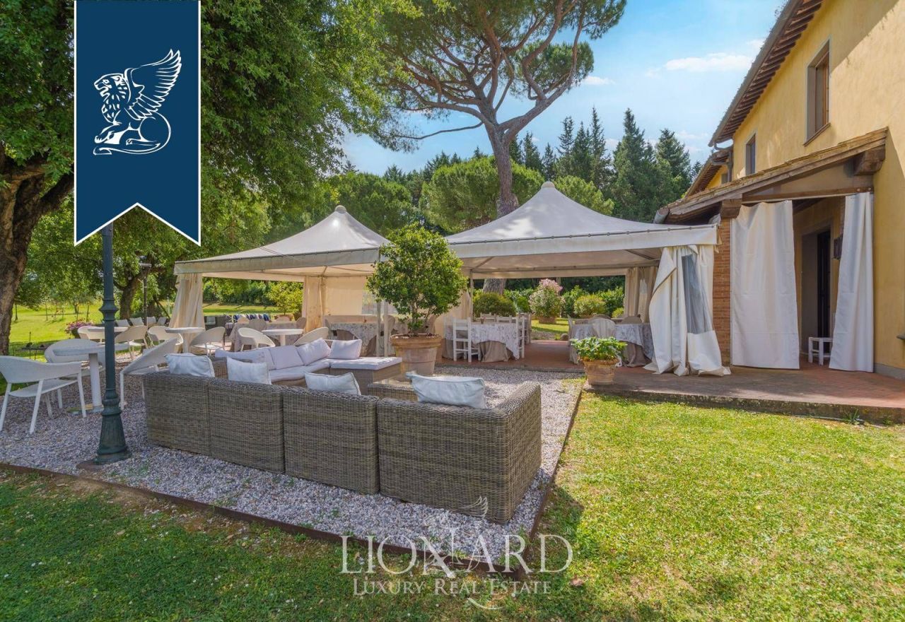 Ферма в Пизе, Италия, 1 100 м² - фото 5