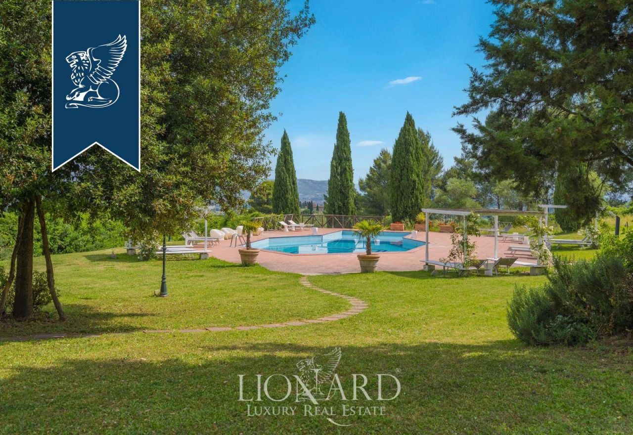 Ферма в Пизе, Италия, 1 100 м² - фото 7