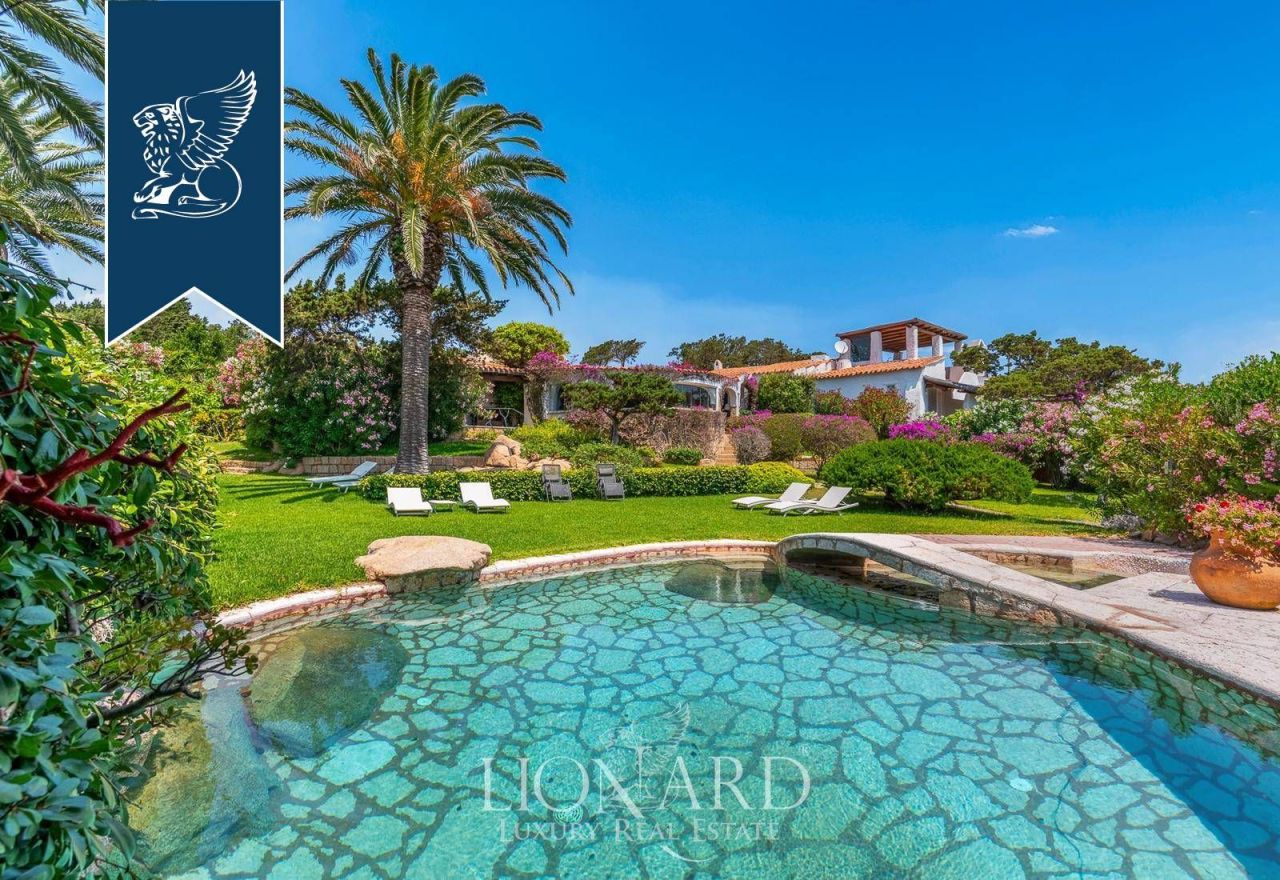 Вилла в Порто Черво, Италия, 213 м² - фото 8